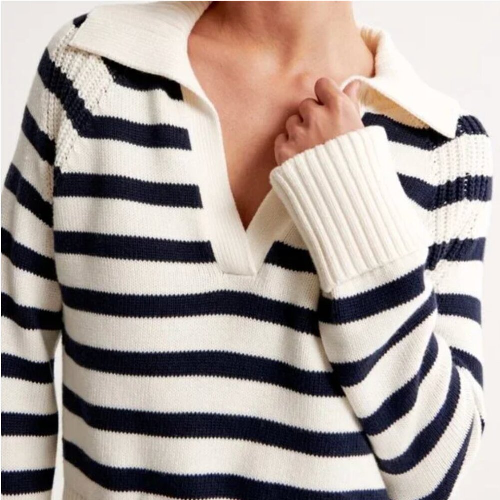 Abercrombie & Fitch Notch-Neck Sweater